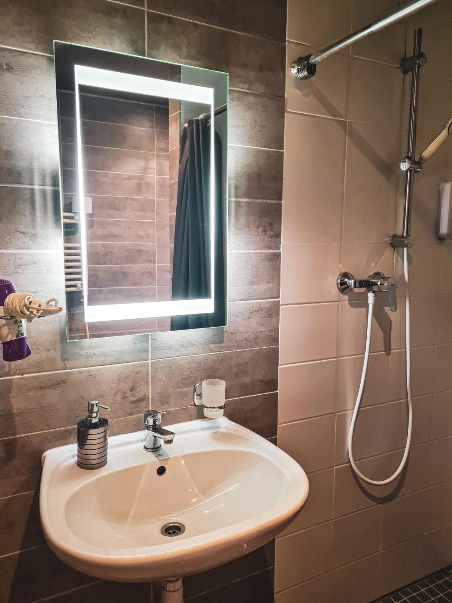 Hotel 108 Глінде Екстер'єр фото